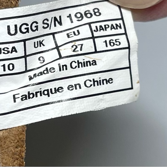 UGG - Picture 8 of 8